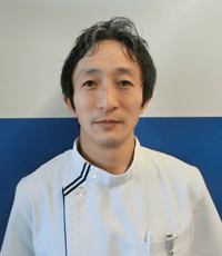 鍼灸師 安田